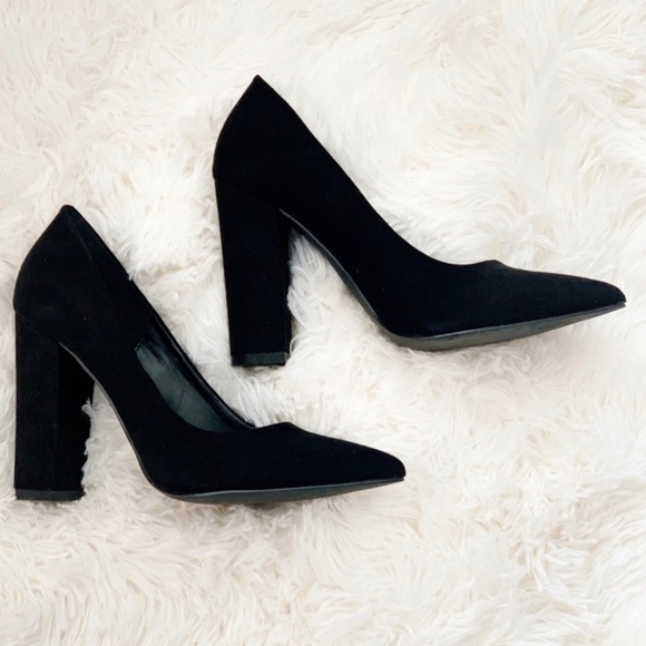 NASTY GAL Baxter Arroyo Vegan Black Suede Pump - Picture 2 of 5